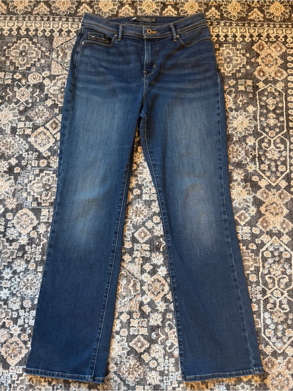 Levi’s 512 Perfectly Slimming Bootcut Women’s 10 Jeans